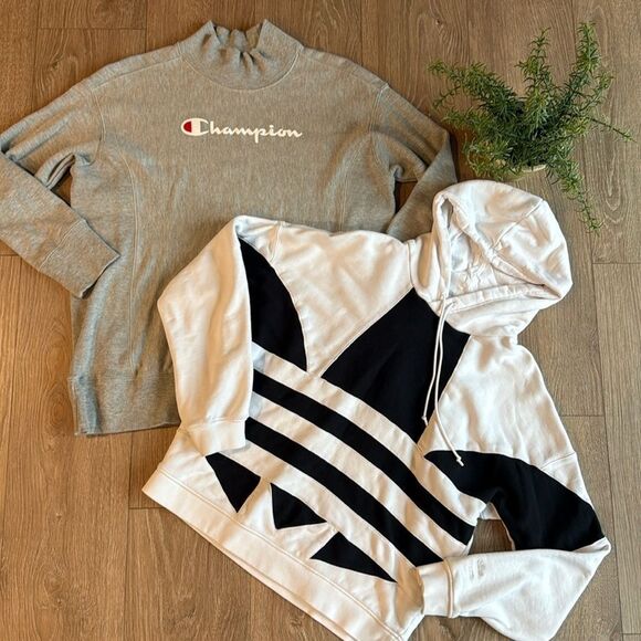 ((2 PIECE)) WOMENS CHAMPION AND ADIDAS SWEATSHIRTS SIZE SMALL SUPER COZY - Picture 1 of 7